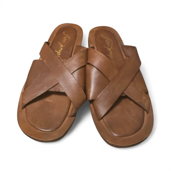 Free People Sandals Del Mar Slide Slip On Flat Criss Cross Brown WMN-39;NWOT - Picture 1 of 8